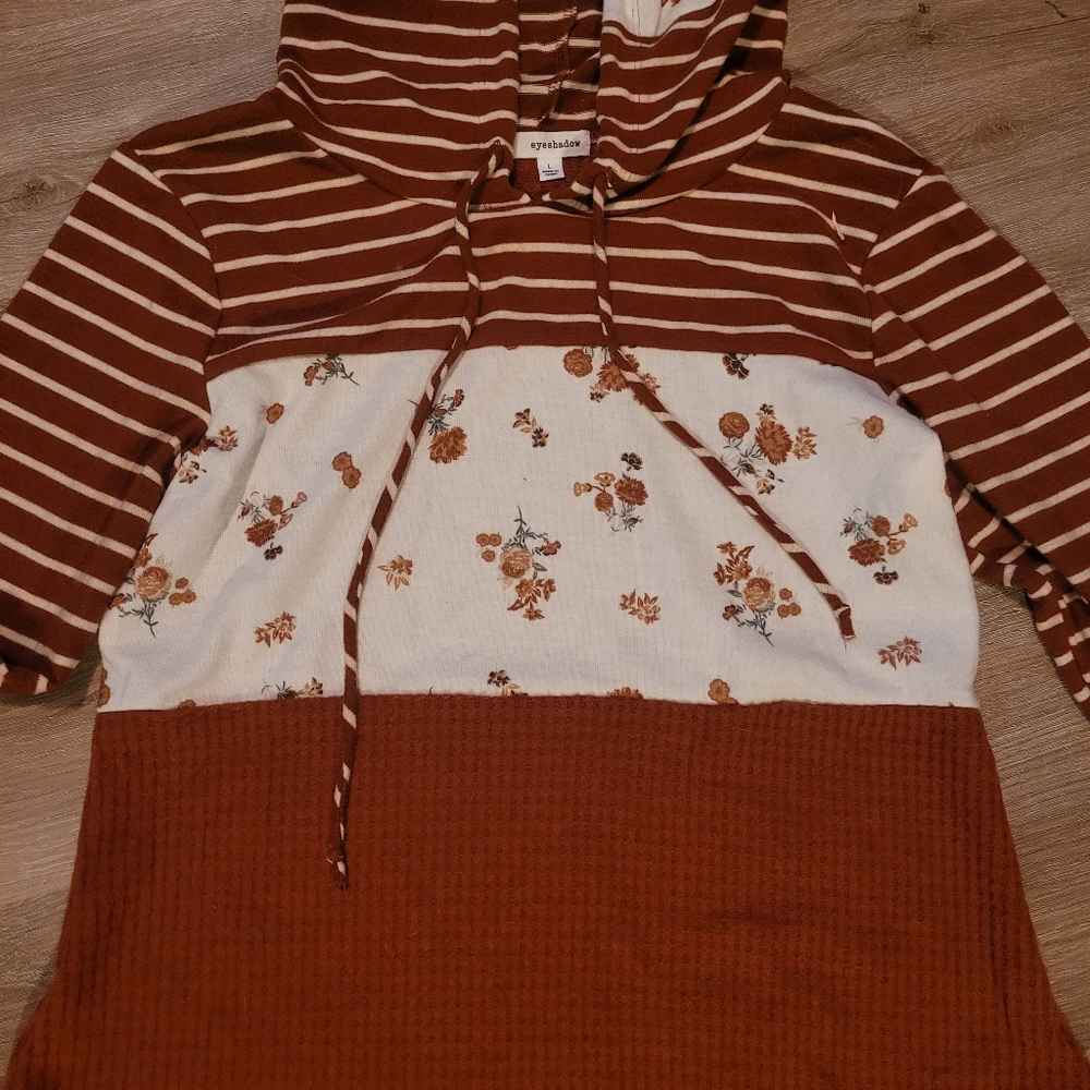 Eyeshadow knit hooded long sleeve shirt